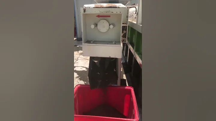 Cow dung solid-liquid separator use site