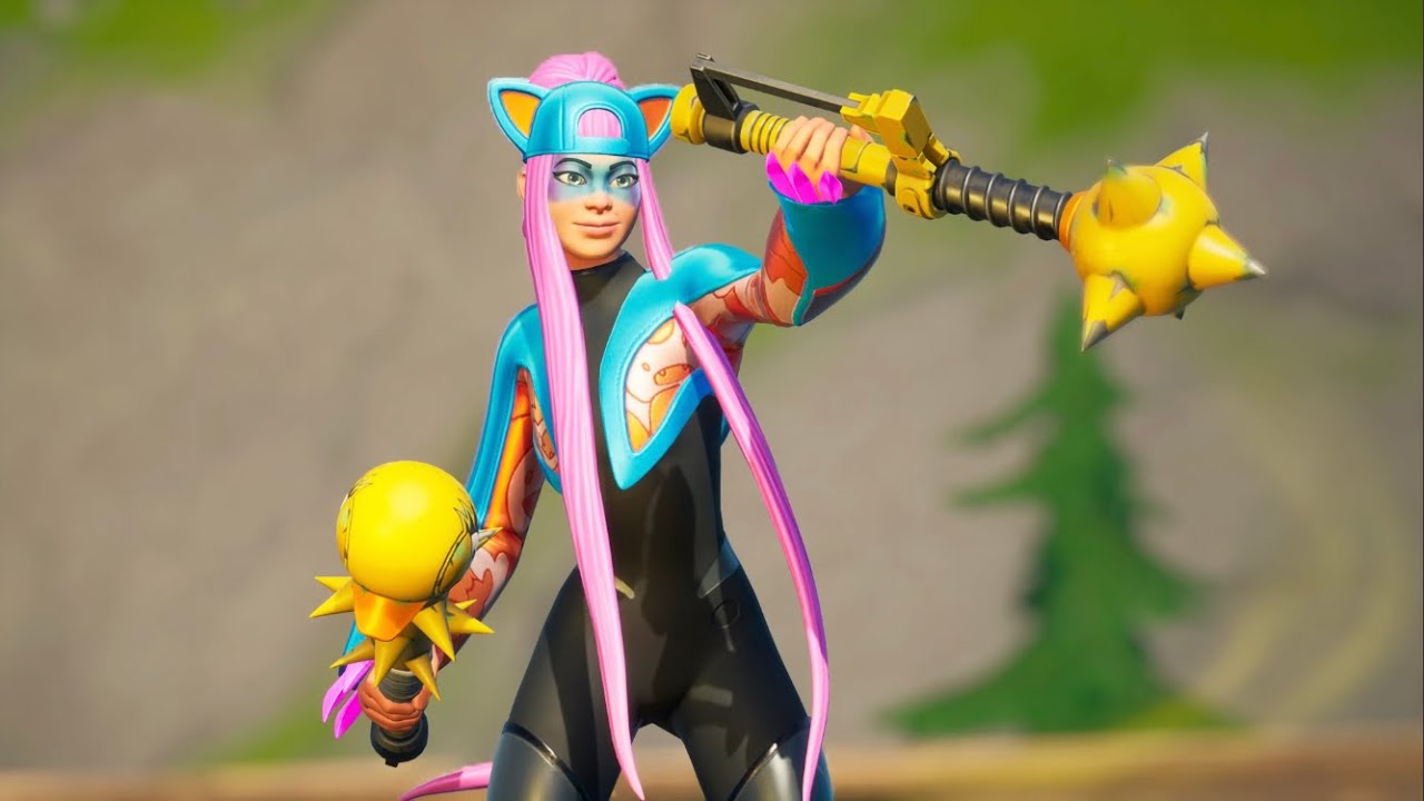 Gameplay of the FREE Tactical Quaxes Pickaxe! + FORTNITE CREW SKIN GAMEPLAY!