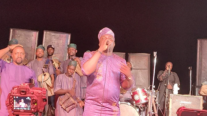 WATCH ALAWIYE CELEBRATE LAIDE BAKARE AT HER HOUSE WARMING CEREMONY