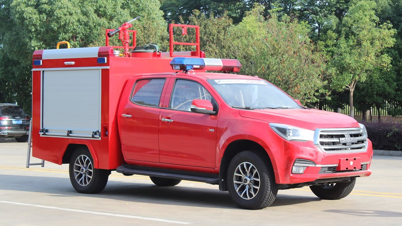 Isuzu mini 600L fire water pick up - YouTube