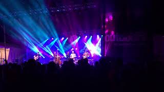Infamous Stringdusters, Not Fade Away