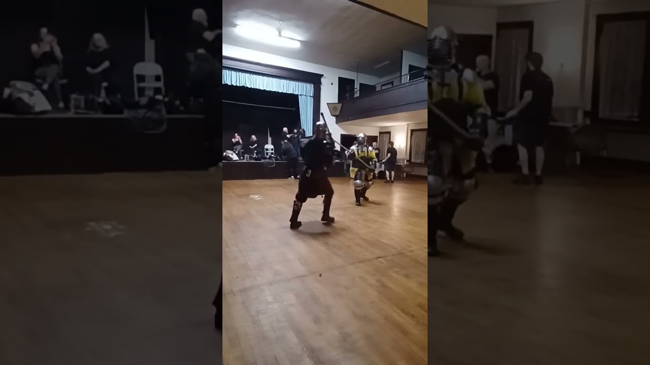 Poleaxe vs Shieldman -  tail of the poleaxe to sword-arm  throw #hema