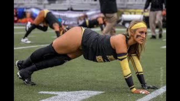 Touchdowns de lingerie: O jeito feminino de jogar futebol americano -  Jornal O Globo