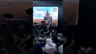 Kau manusia Bukanlah Setetes Air Dalam Samudera jalaluddin Rumi