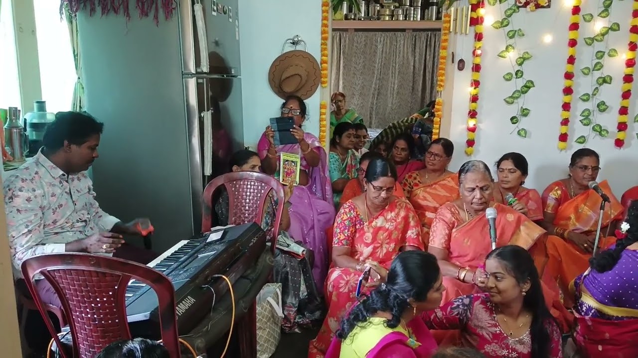 పశివేదల గ్రామంలో ఏడుకొండలు ఎక్కాలిని మొక్కేసాను అంటూ ఆ వెంకటనాథుని పై చక్కని పాట