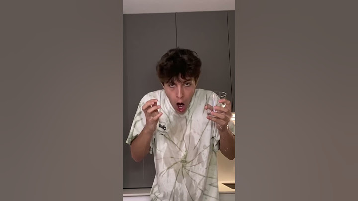 Entra una cucaracha a mi cuarto y pasa esto 😱🪳 | Iker Unzu