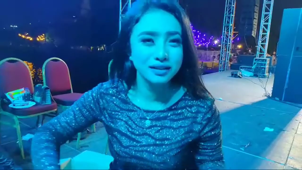 Desy Thata, Ririn Mungil, dan Kiky Aprillia di Backstage Manhattan Ancol