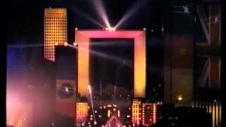 Paris La Defense (Part 8 of 10) (HQ) - Jean Michel Jarre