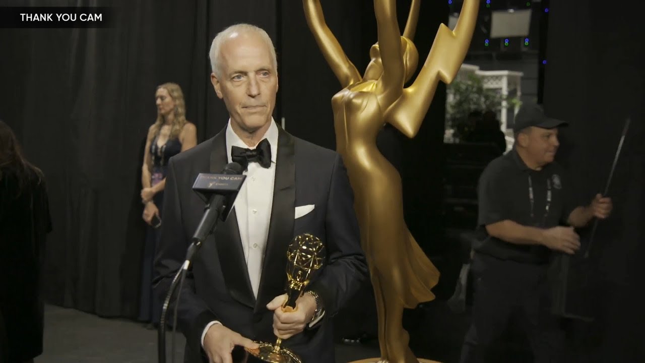 Dan Gilroy: 77th Emmy Awards Thank You Cam