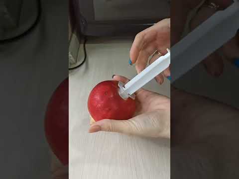 как быстро удалить сердцевину у яблока