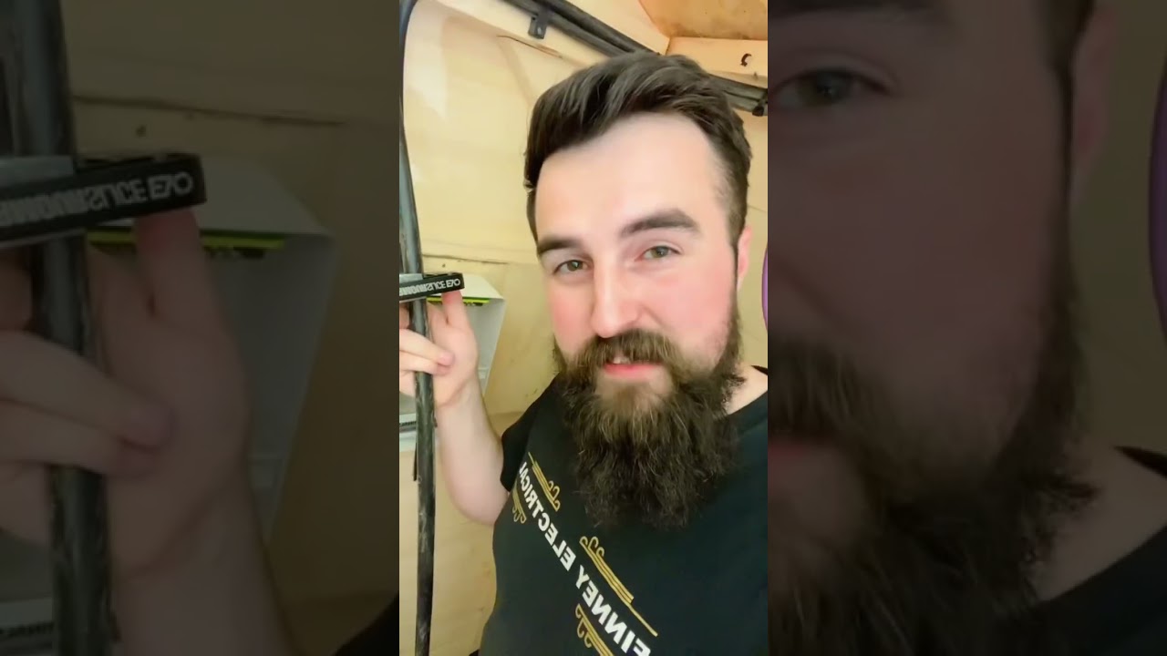 Electrician tries revolutionary tool 🤓