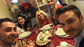 Come Si Dice Buon Natale In Rumeno.Natale Rumeno In Italia Buon Natale Youtube