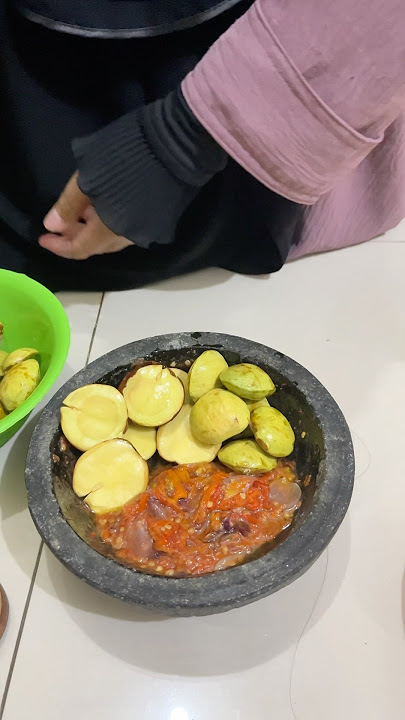 Jengkol sepuh dan jengkol ngora bersatu padu