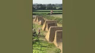 @MattJones Garden dirt jumps are a dream! #mtb #mountainbike #dirtjumps