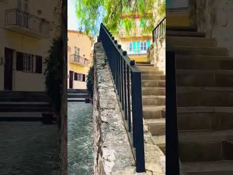 Video: Villefranche-sur-Mer na Azurni obali