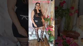 THANK YOU . 20,000 subscribers say hi #rtryonhaul #plussize #midsizefashion #nylon #tights