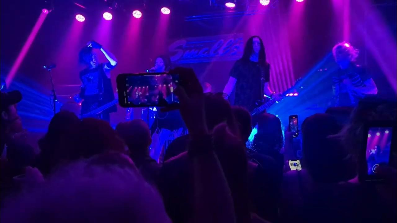 The Birthday Massacre - NEW Song "Sleep Tonight" live 4K at 60 fps - Pathways The Birthday Massacre - NEW Song "Sleep Tonight" live 4K at 60 fps - Pathways