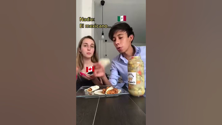 Un mexicano no puede dejar de comer chile 🌶 🇲🇽🇨🇦 #Mexico #Canada #Shorts