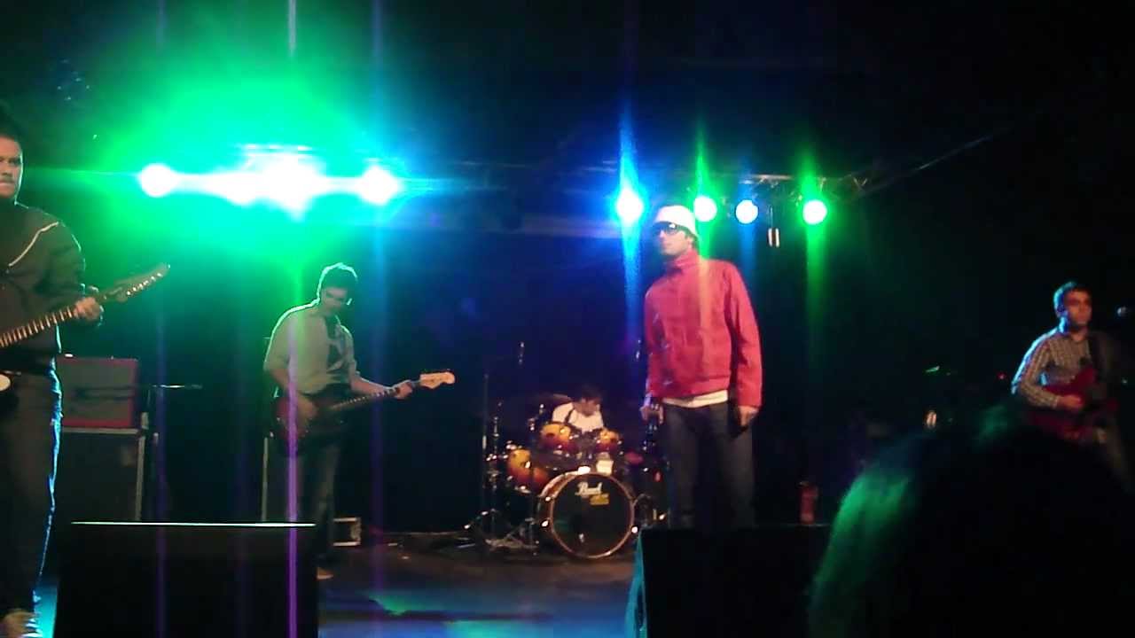 Rubbish Oasis Tribute Band it's good to be free YouTube