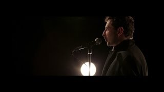 Video thumbnail of "Loic Lantoine - Ne bouge pas"