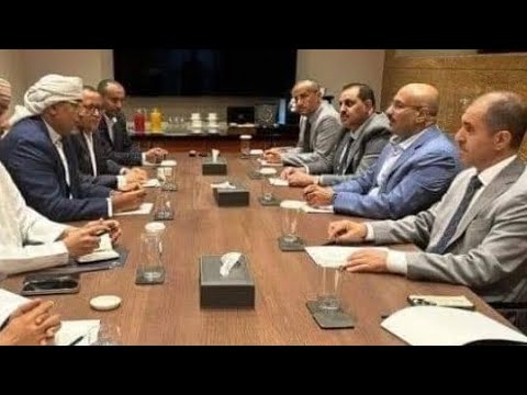 الانتقالي يتراجع عن الانفصال ويقبل بعودة اسرة ال عفاش للجنوب خفايا وكواليس ما يدور عظم الله ا جركم