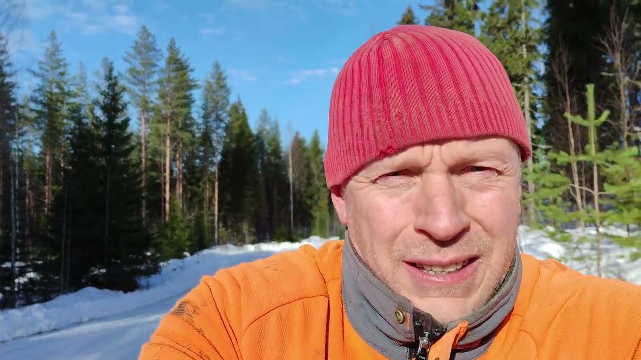 EIPÄ OLLUT TAAS MIKÄÄN MENESTYSTARINA, mutta yritetty on.