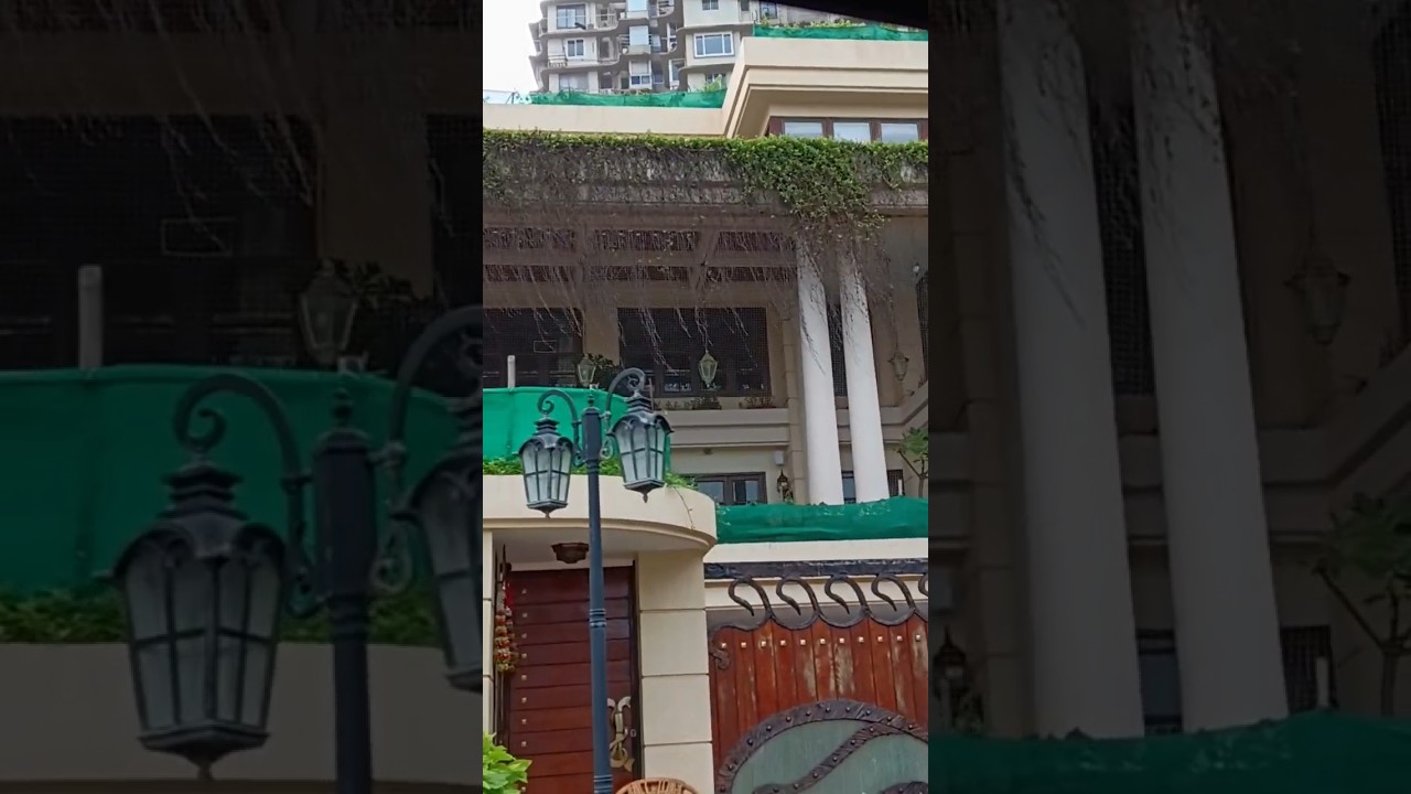 Rekha house Bandra Mumbai