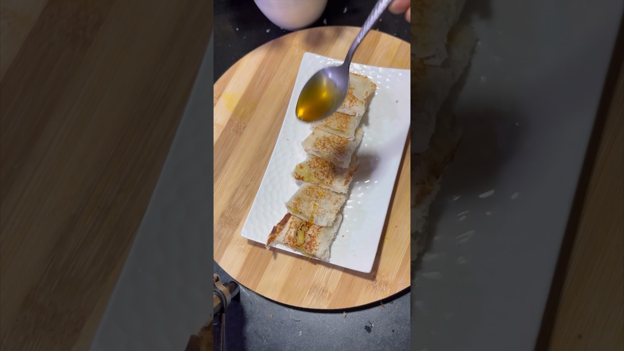 Delicious Healthy Breakfast /Banana Bread Roll #shorts #trending #viral #gharkazaiqahwithfarhana