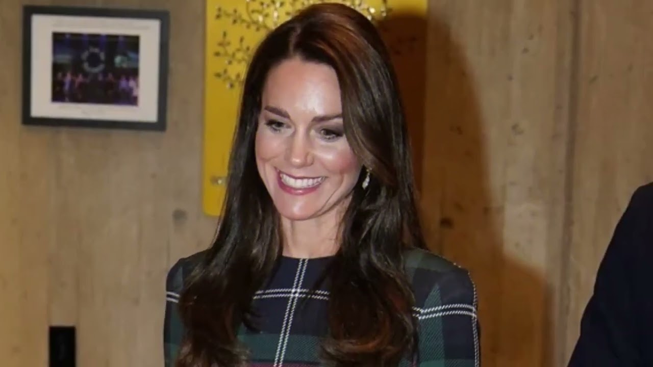 Kate Middleton changes from Burberry to vintage Chanel for Boston ...