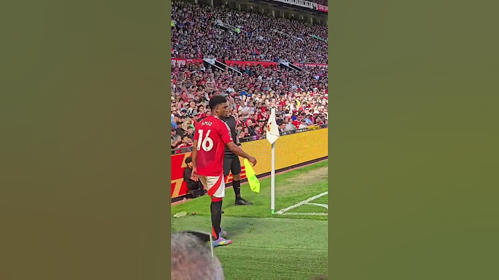 Amad was not happy with the speed of the ball boy...#mufc #manchesterunited #amaddiallo #amad