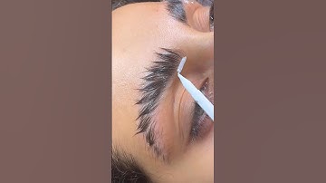 Brow lamination step 2👌✨ #browlamination #brows #browlifting #beauty #trending