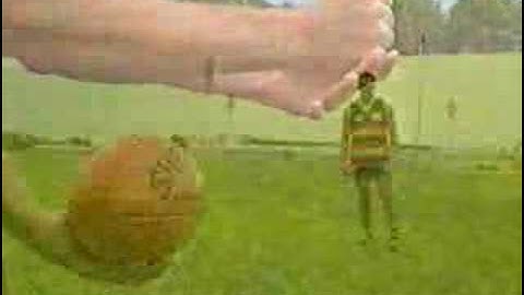 AFL Skills Video - Rocket Handball