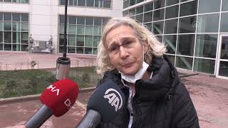 Şarkıcı Gülçin Ergülün Balıkesirde Hastanedeki Tedavisi Devam Ediyor