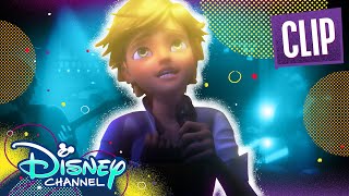 Adrien Sings Marinette a Love Song 💞 | Miraculous Ladybug | @disneychannel x @Miraculous Resimi