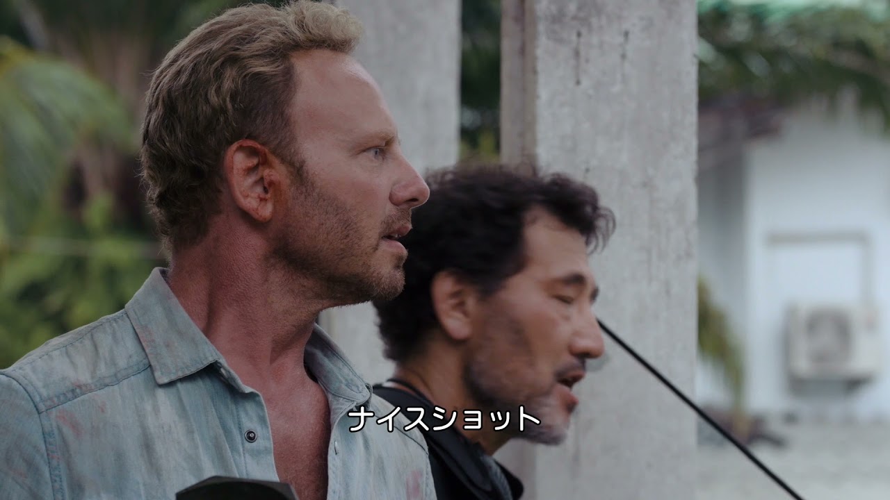 シャークネード 俳優がバズーカぶっ放す ゾンビ津波 本編映像を公開 動画あり 映画ナタリー シャークネード 俳優がバズーカぶっ放す ゾンビ津波 本編映像を公開 動画あり 映画ナタリー