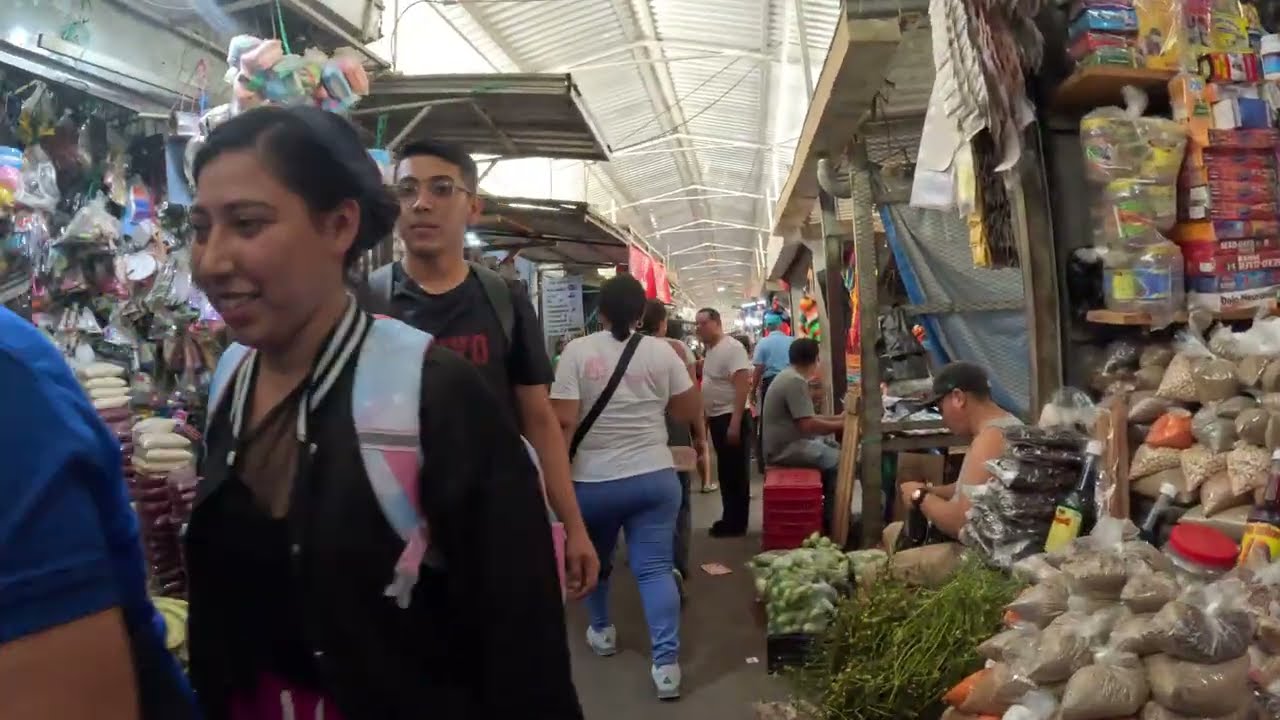 BIENVENIDOS A SAN MIGUEL EL SALVADOR:MERCADO MUNICIPAL 