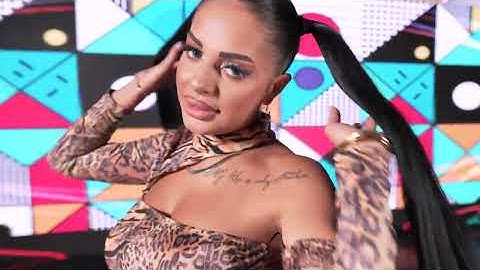 RIOO - Are Pielea Caramel (Official Video)
