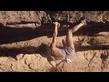 Catherine Destivelle - Awesome free solo climbing in Mali (Seo - escalade solo intégral)