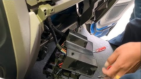 VT900 Vehicle GPS Tracker and Ultrasonic Fuel Sensor installation Video