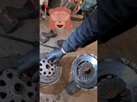AUDI A4 B8 clutch and flywheel change #Sachs #Clutch #Kit                  #subscribe