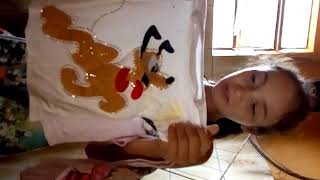 Olhando Minhas Roupas De Cuando Era Criança