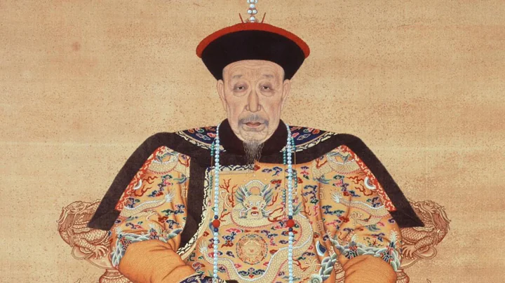 Portrait of the Qianlong Emperor in Court Robes, A Commanding Vision of Qing Dynasty Power - DayDayNews