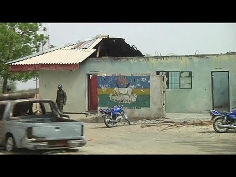 اختطاف 200 تلميذة من مراق دهن المدرسية ليلا في نيجيريا