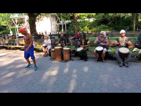 Video: Arte Africana A Central Park