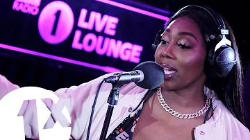 Ms Banks "Bad B Bop" and Lil' Kim cover ‘No Matter What They Say’ in the BBC 1Xtra Live Lounge