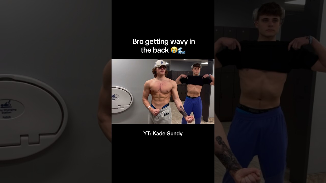 HE MADE HIS STOMACH WAVE⁉️🌊 