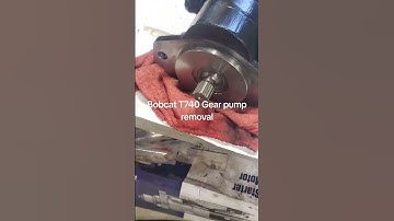 bobcat T740 gear pump removal  #bobcat  #heavyequipmentmechanic  #fieldmechanic  #servicemechanic