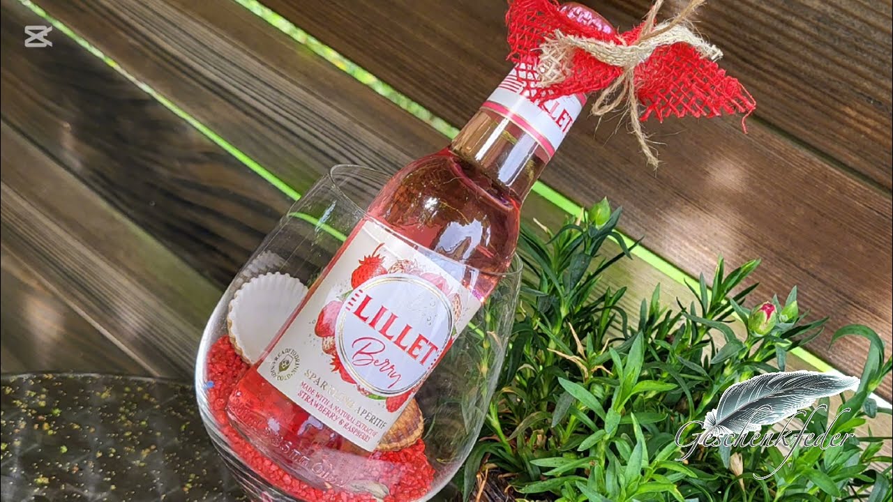 Aperoflasche im Weinglas 🇨🇭 happy birthday Schweiz 🇨🇭 | Anleitung unter 1247. DIY-Kreativ-Idee