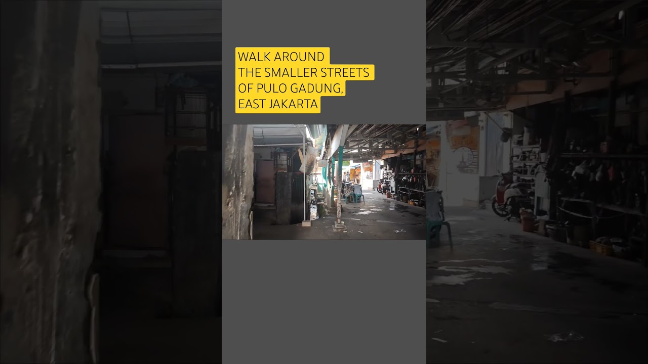 Walk at the smaller streets of Pulo Gadung in Jakarta. Full vid in link below #travelasia #indonesia