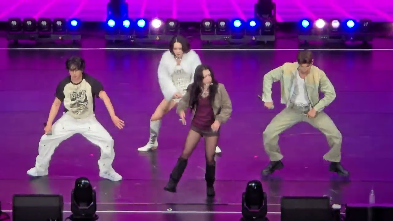 260221 KARD(카드) - Hola Hola (2026 WORLD TOUR DRIFT IN TAIPEI)